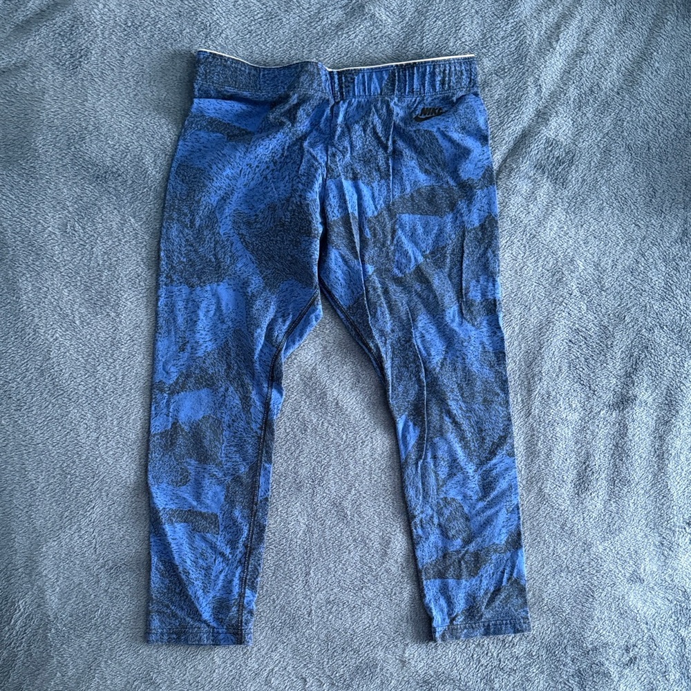 Nike Blue and Black Women’s Capris